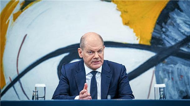 Corona-Aufarbeitung entzweit Ampel Kanzler Olaf Scholz gab nach einee Bund-Länder-Runde die Ergebnisse auch zu Corona bekannt - ein damals gewohntes Bild.