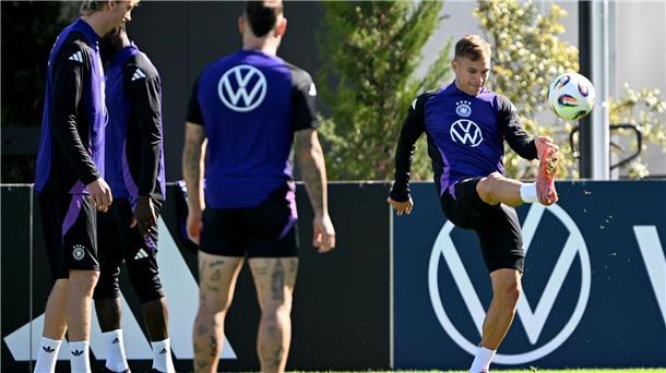 Kapitän Kimmich (r.) ist auf dem Weg zur WM besonders gefordert. 