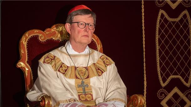 Kardinal Rainer Maria Woelki hat bei Papst Franziskus ein Rücktrittsgesuch eingereicht. Das Kirchenoberhaupt hat aber noch nicht darüber entschieden, ob er das Gesuch annimmt.