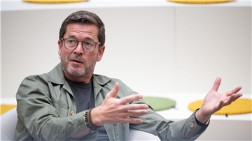 Karl-Theodor zu Guttenberg will die AfD inhaltlich konfrontieren. (Archivbild)