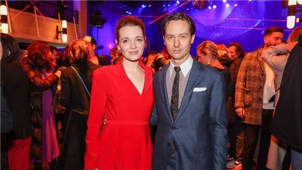 Karoline Herfurth und Tom Schilling sind zu Gast bei der Medienboard-Party.