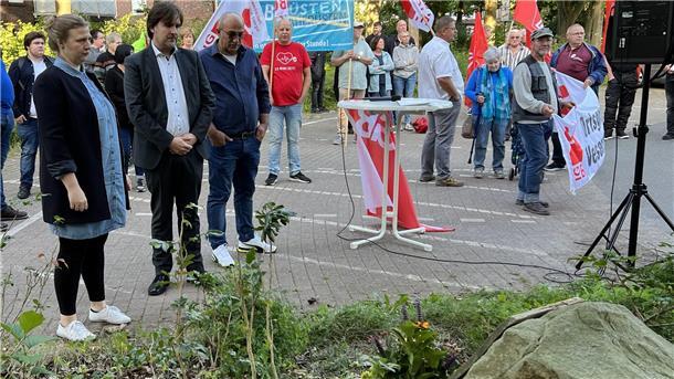 Kranzniederlegung am Antikriegstag