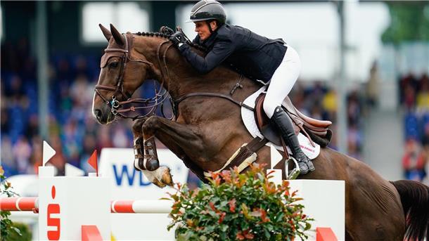 Katrin Eckermann und ihr Frauen-Team gewannen die Global Champions Tour. 