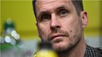 Kehl stellt klar: Der BVB kontrolliert nicht die Social-Media-Kanäle seiner Spieler. 
