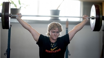 Kiara Klug gilt als große Hoffnungsträgerin im deutschen Gewichtheben.