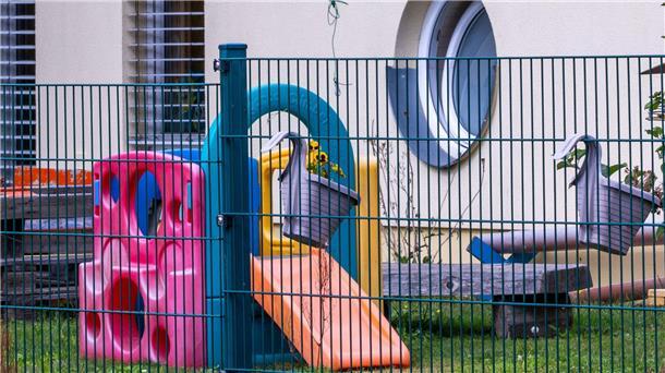 Häufung von Ehec-Infektionen - wie gefährlich ist das? Kinder sind besonders gefährdet, weil ihr Immunsystem und ihre Organe noch nicht ausgereift sind.