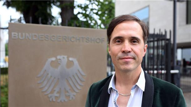 Kläger Martin Kilger vor dem Bundesgerichtshof in Karlsruhe