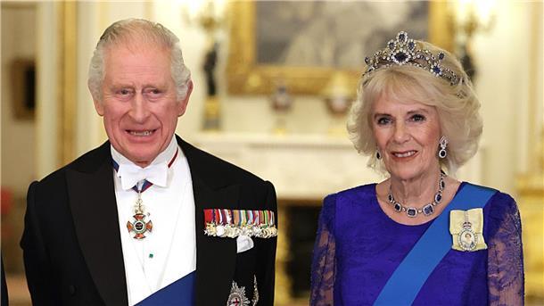 König Charles betont Queen-Verbindung mit Südafrika König Charles III. und Königsgemahlin Camilla beim Staatsbankett im Buckingham Palace in London.