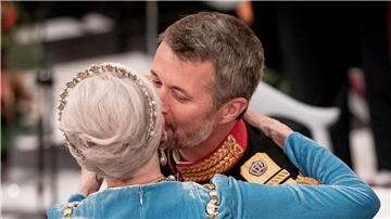 Königin Margrethe II. geht und Kronprinz Frederik wird König.