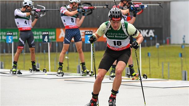 Gesucht: Biathlon-Fans von morgen - Premiere in München Könnte irgendwann Normalität werden: Biathlon auf Skirollern. (Archivbild)
