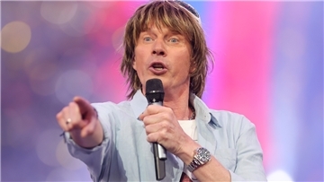 Schlagersänger Mickie Krause tritt am 26. August 2023 in Sandstedt in der Gemeinde Hagen im Bremischen auf. 