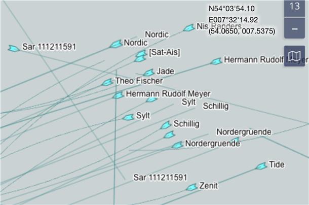Frachter-Crash: Drei der Opfer stammen aus den Philippinen | Update 43 KOORDINIERT: Dieser Screenshot aus dem Schiffsortungsdienst Marine Traffic zeigt, wie viele Schiffe gleichsam im Geleitzug im Unglücksgebiet nach den vier vermissten Seeleuten suchen.