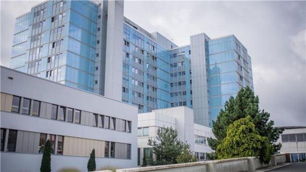 Krankenhäuser wie das Klinikum Reinkenheide in Bremerhaven geraten durch Berliner Sparpläne zusehends unter wirtschaftlichen Druck. 