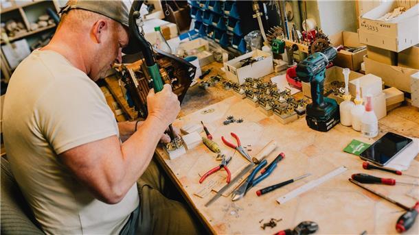 Kuckucksuhren gelten als ein Symbol des Schwarzwalds. 