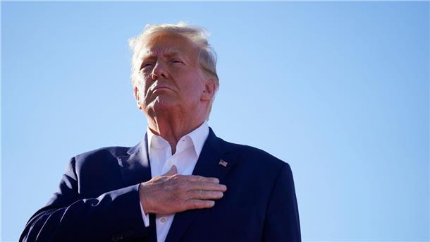 Kündigt ein Erscheinen vor Gericht an: Ex-US-Präsident Donald Trump.