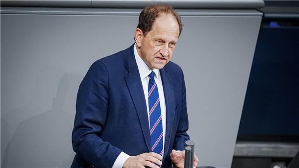 Lambsdorff als neuer Botschafter in Russland im Gespräch Künftig als Botschafter in Moskau tätig: Alexander Graf Lambsdorff.