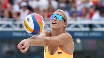 Künftig steht Louisa Lippmann gemeinsam mit Linda Bock am Sand. (Archivfoto)