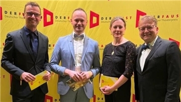 Kulturstadtrat Michael Frost, Stadttheater-Verwaltungsdirektorin Franziska Grevesmühl-von Marcard, Markus Tatzig, Leiter des Musiktheaters, und Intendant Lars Tietje.