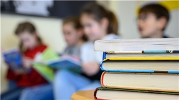 Längst nicht alle Kinder können nach der Grundschule gut lesen. (Symbolbild)