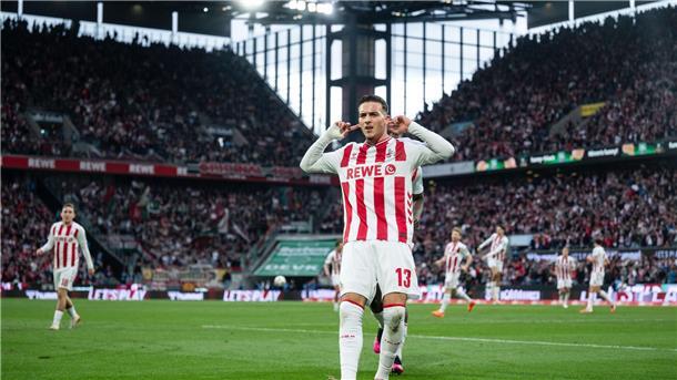 Said El Mala verzaubert Köln - Coach Kwasniok bremst Lässt sich in Köln feiern: Said El Mala.