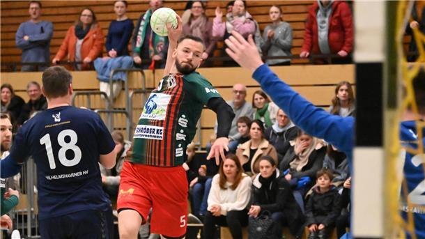 Paukenschlag: TSVer Lars von Kamp wechselt sofort zum TV Emsdetten Lars von Kamp wechselt mit sofortiger Wirkung vom Handball-Oberligisten TSV Bremervörde zum Drittligisten TV Emsdetten.