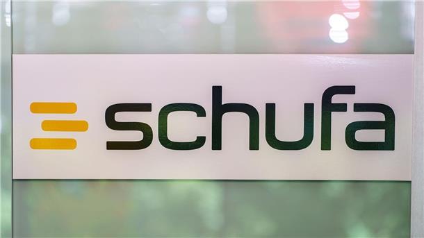 Laut der Schufa nehmen die finanziellen Sorgen der Menschen zu.