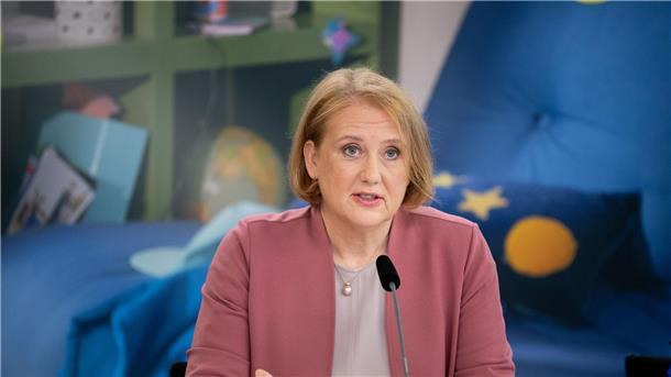 „Menschenrecht“: Paus verteidigt Selbstbestimmungsgesetz Laut Familienministerin Lisa Paus soll jeder über seine geschlechtliche Identität entscheiden können.