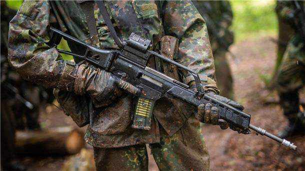 Ifo: Geld für Verteidigung verfehlt weiter Zwei-Prozent-Ziel Laut Ifo-Institut sind aus dem 100 Milliarden starken Sondervermögen für die Bundeswehr bis Mitte 2023 erst 1,2 Milliarden Euro abgeflossen (Symbolfoto).