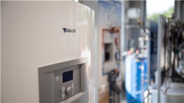 Laut Prognose des Bundesverbands Wärmepumpe wird der Absatz von Wärmepumpen in diesem Jahr voraussichtlich auf bis zu 350.000 Einheiten steigen.