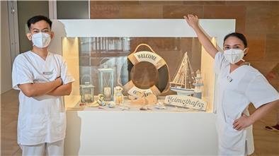 Zwei philippinische Pflegekräfte im Klinikum Reinkenheide.