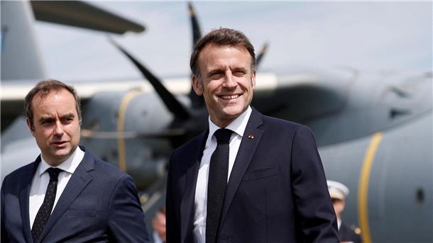 Macron-Vertrauter wird Premier und steht vor Feuertaufe Lecornu gilt als Vertrauter Macrons. (Archivbild)
