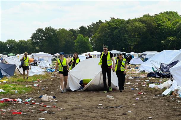 Leider gehört das auf vielen Festivals noch zum normalen Bild. Wenn die Besucher...