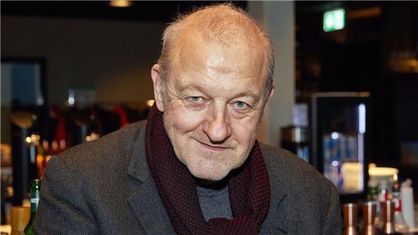 Wilsberg sucht Wahrheit in der Fake-News-Welt Leonard Lansink ist Wilsberg - Buchantiquar und Privatermittler.