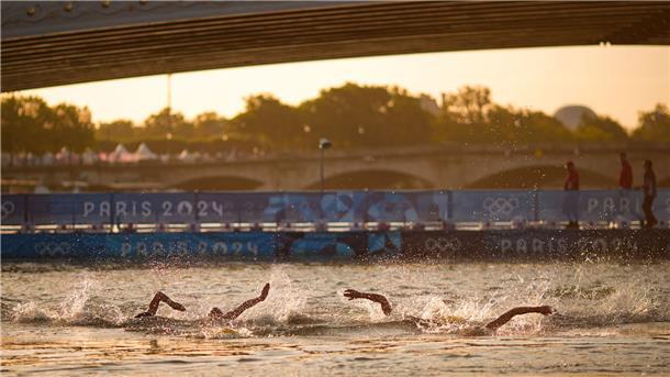 Beck verfehlt Medaille in der Seine: „Andere Sportart“ Leonie Beck hatte mit den Bedingungen im Fluss große Probleme.