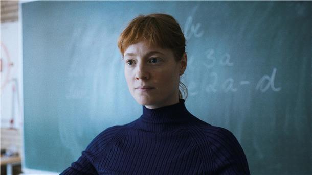 Deutscher Filmpreis wird verliehen - Kontroversen Leonie Benesch in einer Szene des Films „Das Lehrerzimmer“. Der Film ist siebenmal für den Deutschen Filmpreis nominiert.
