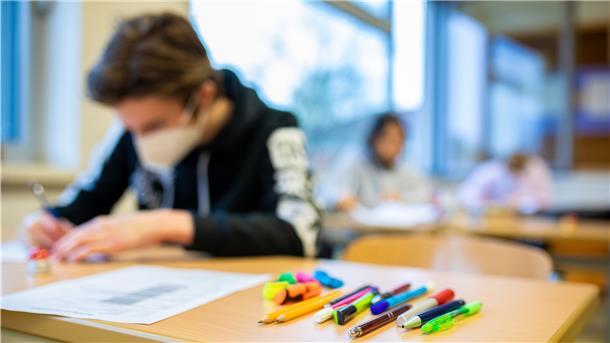 Lernen in der Schule, gemeinsam mit den Mitschüler – das soll ab 31. mai in Niedersachsen für alle möglich sein.