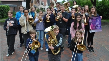 Let‘s groove: Schüler der Big Band des Gymnasiums Nordenham geben eine Kostprobe für den Gymnagroove.