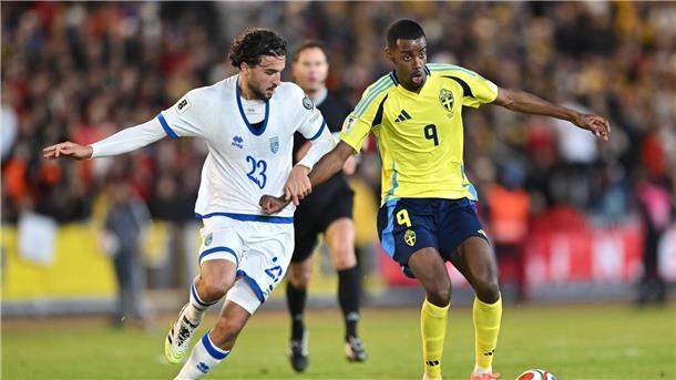 Letzte Rettung Playoffs: Schweden um Stürmer Isak.