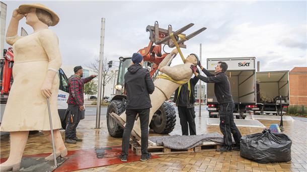 Letzter Arbeitstag: Die Alltagsmenschen sagen Bremerhaven vorerst Lebewohl.