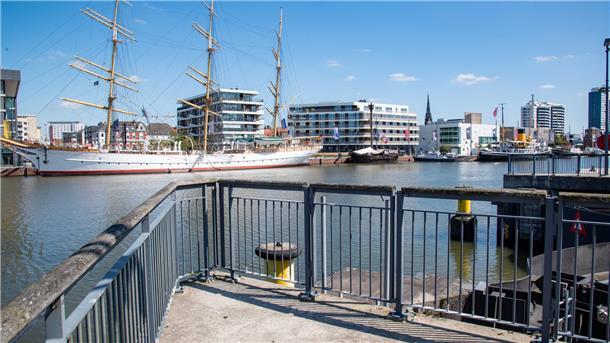 Das sind die besten Foto-Spots für die Maritimen Tage in Bremerhaven Sportbootschleuse Bremerhaven