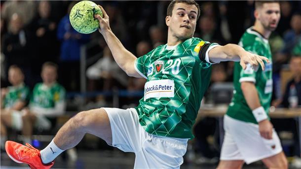 Füchse Berlin gewinnen Topspiel gegen Flensburg Linksaußen Tim Freihöfer war bester Berliner Schütze gegen Flensburg