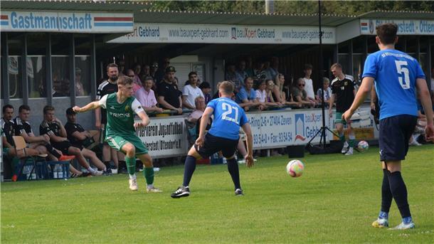 Lockerer 7:2-Sieg des HSC im Ahlerstedter Finale Louis Helwig