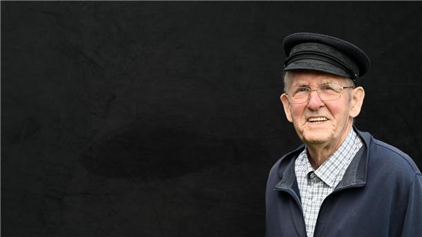 81-Jähriger bangt um seine Gänsehaltung Ludwig Smidt sieht seine Tiere als Lebensinhalt, einige Nachbarn sprechen dagegen von Belastung.