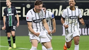 Elversberg und Hannover trennen sich 2:2 Lukas Petkov erzielt das 1:0 und war mit bester Mann auf dem Platz.