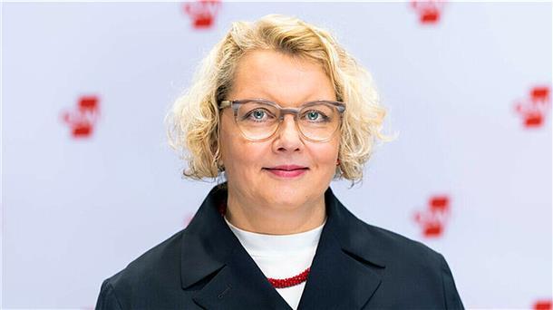 GEW-Bundesvorsitzende Maike Finnern