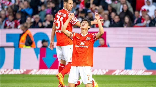 Leverkusen und Hjulmand feiern 4:3 in Mainz Mainz darf gegen Leverkusen auch mal jubeln: Jae-Sung Lee trifft.
