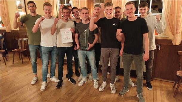 Die Mannschaft des Jahres des SV Oldenburg freut sich über ihre Ehrung.
