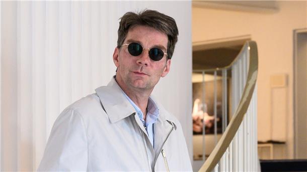 Marco Goecke probt für Wiederaufnahme in Hannover Marco Goecke 2019 im Foyer der Staatsoper.