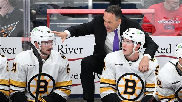 Trotz 400. NHL-Tor und 3:0-Führung: Niederlage für Draisaitl Marco Sturm (M) feierte mit Boston seinen ersten Sieg als NHL-Cheftrainer.