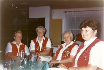 Marga Eckhof, Hilde Fitschen, Erna Peters, Helga Beckmann